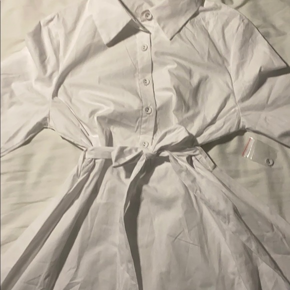 Dress - Picture 3 of 3